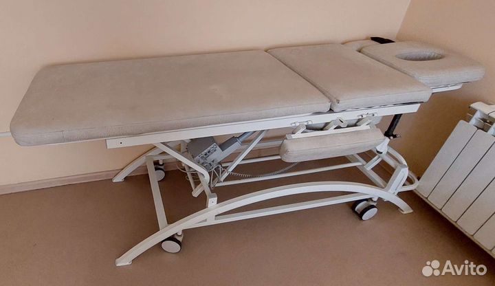 Стол массажный