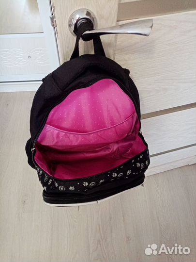 Рюкзак школьный