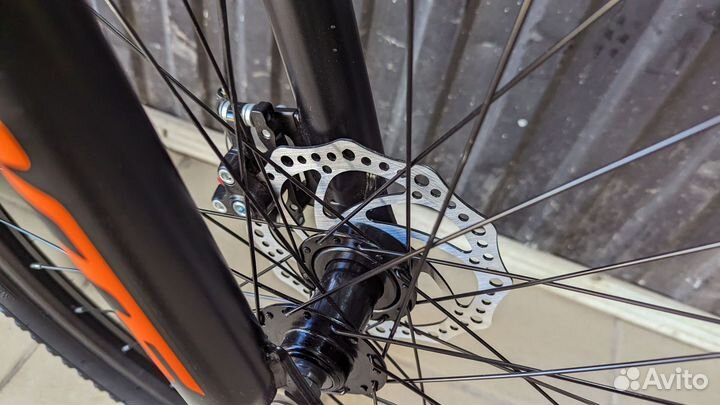 Велосипед новый алюминиевый горный скоростной 26r