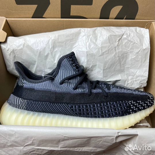 Yeezy Boost 350v2 Carbon (10.5us)