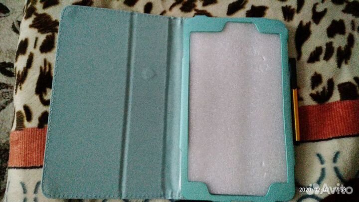 Продам новый чехол на планшет Самсунг Т380-385