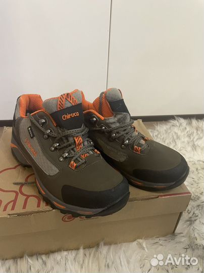 Трекинговые кроссовки 40 размер мужские