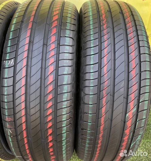 Michelin Primacy 4 215/60 R17 96H