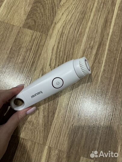 Электрическая щетка для чистки лица Beurer FC45