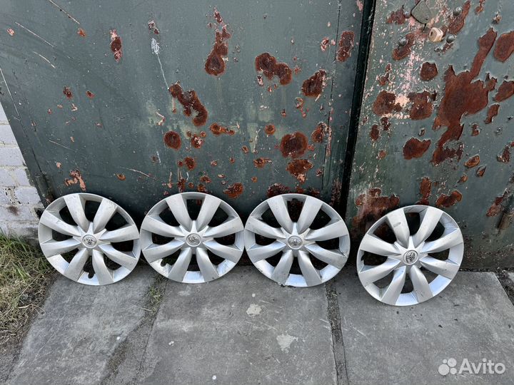 Комплект колпаков на колеса r 16 для тойоты