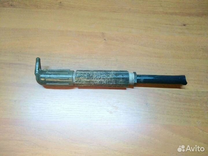 Держатель электродов для подводной сварки