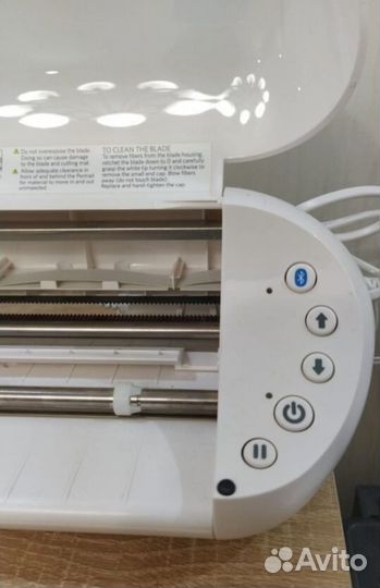 Режущий плоттер silhouette