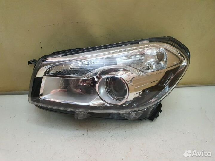Nissan Qashqai левая фара