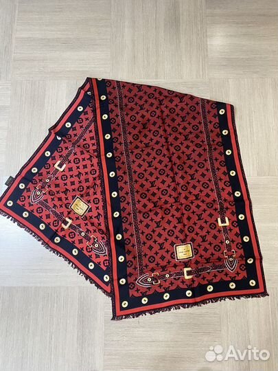 Шелковый платок на шею