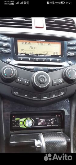 Продам магнитолу