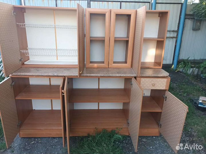 Кухонный гарнитур