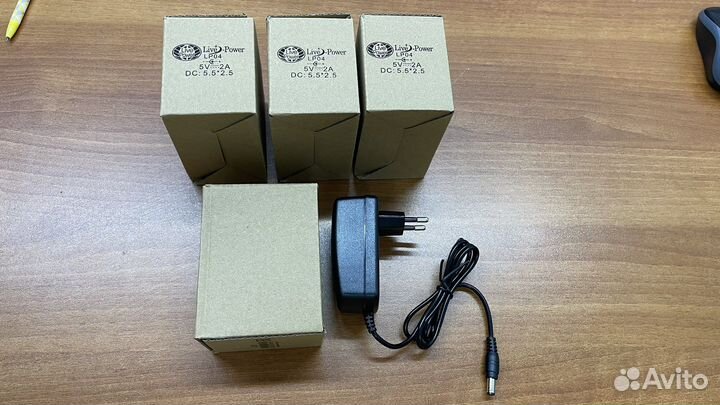 Оптом блоки питания 5в 2а новые от 10 штук