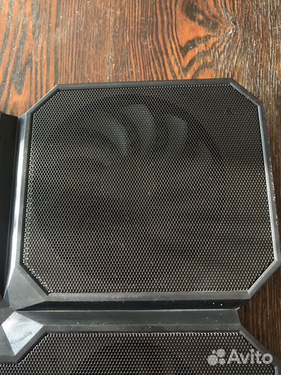 Подставка с охлаждением deepcool