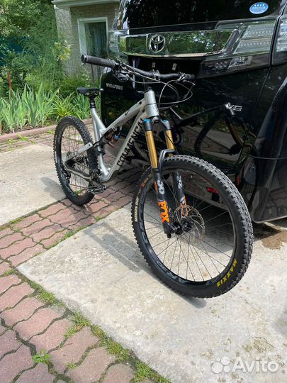 Продам топовый велосипед Commencal AM V4.2