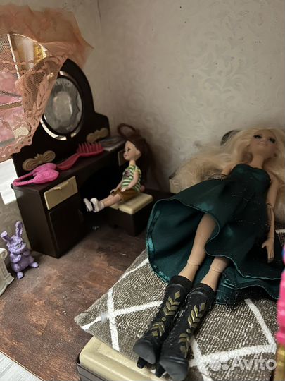 Кукольный дом для барби трехэтажный с мебелью