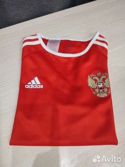 Футболка adidas