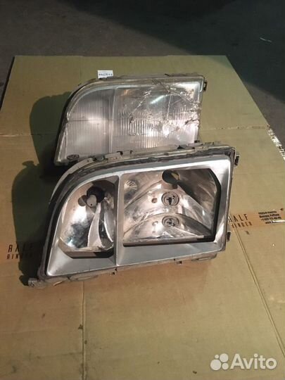 Корпус фары Передний левый Mercedes W140