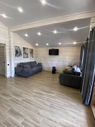 Коттедж 130 м² на участке 5 сот.