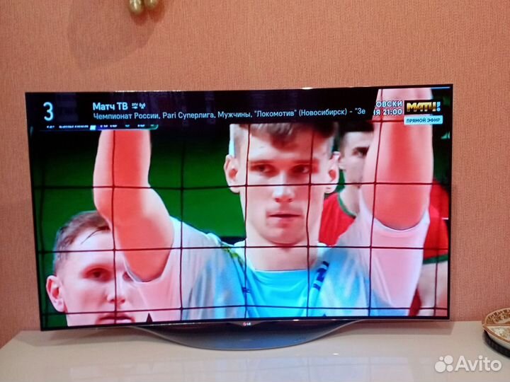 Телевизор oled LG 55EC930V изогнутый экран