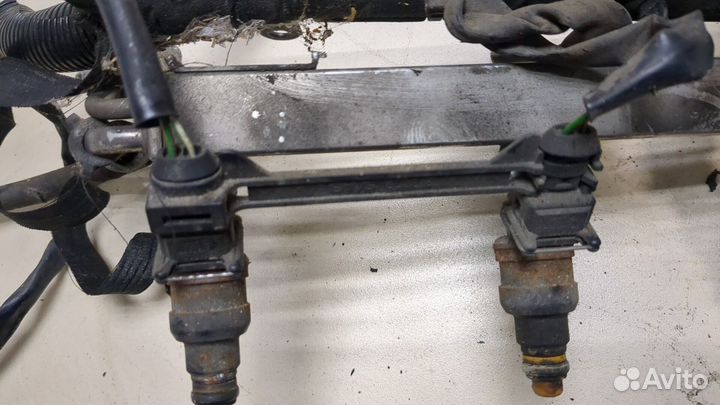 Форсунка топливная Saab 900