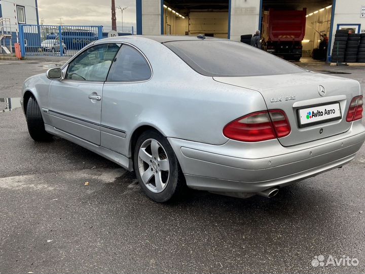 Mercedes-Benz CLK-класс 3.2 AT, 2000, 335 000 км