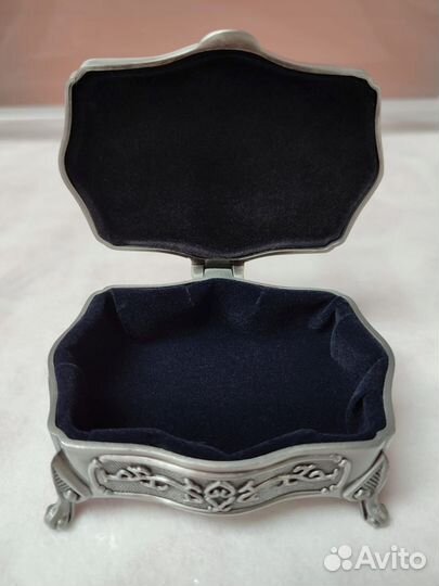 Шкатулка металл для украшений 