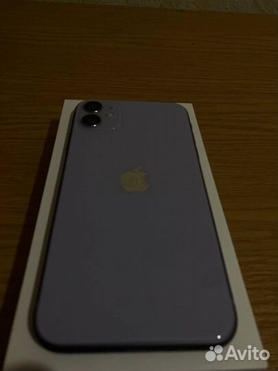 iPhone 11, 64 ГБ