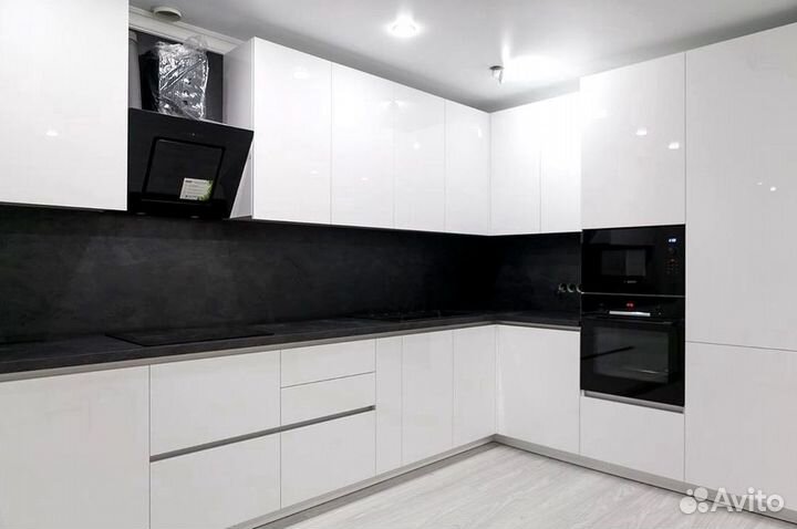 Кухонные гарнитуры на заказ