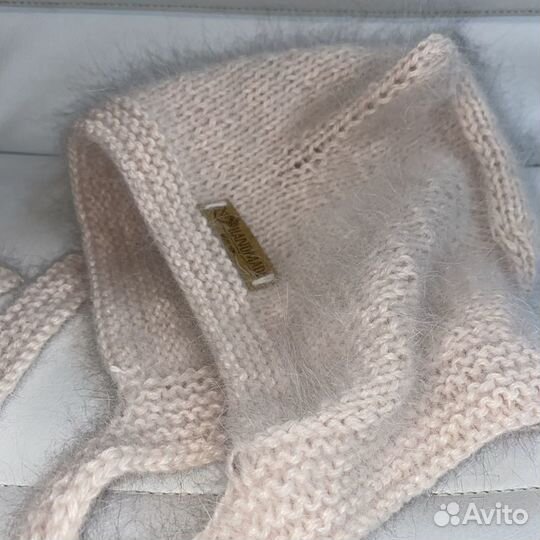 Шапочка из ангоры с ушками