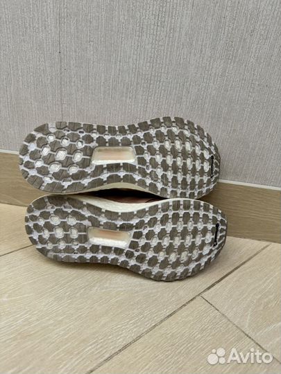 Кроссовки adidas ultra boost