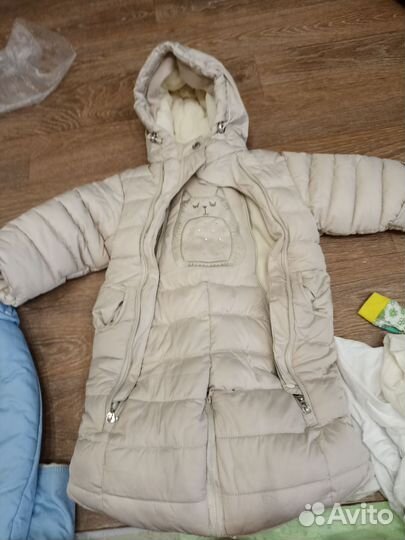 Коробка детских вещей