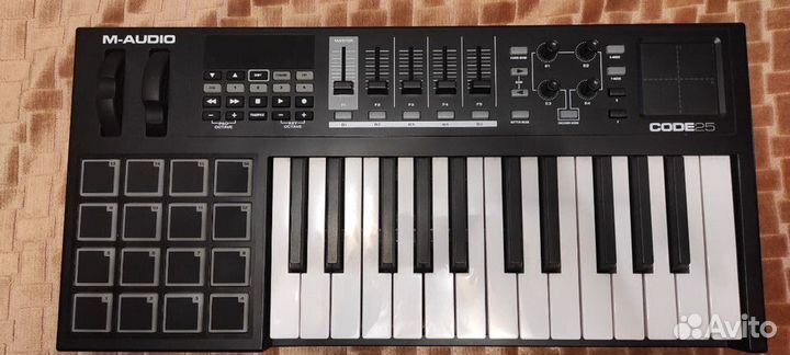 M-audio Code 25 black