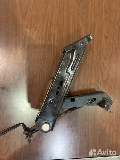 Домкрат оригинальный