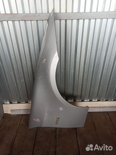 Крыло переднее правое BMW 3-series e90 дорестайл