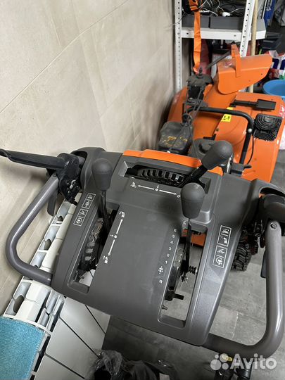 Снегоуборщик husqvarna ST 227