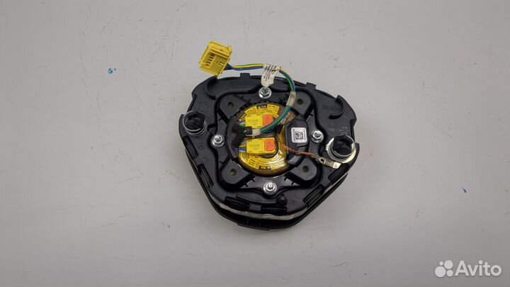 Подушка безопасности водителя Mercedes CLA C117 2013, 2014