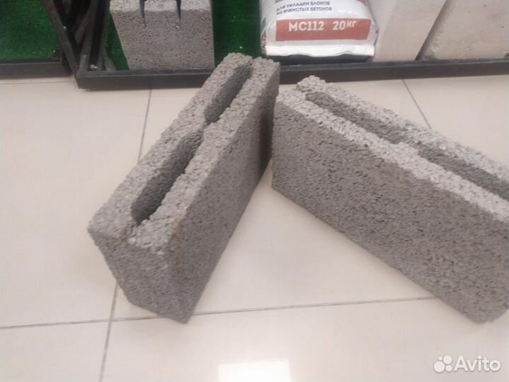 Перегородочный керамзитный блок с одной из баз