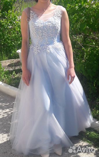 Вечернее платье