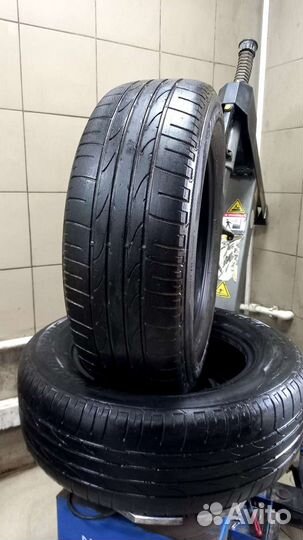 Bridgestone Dueler H/P Sport 215/65 R16