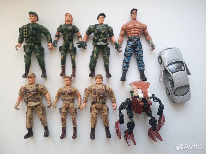 Игрушки солдатики