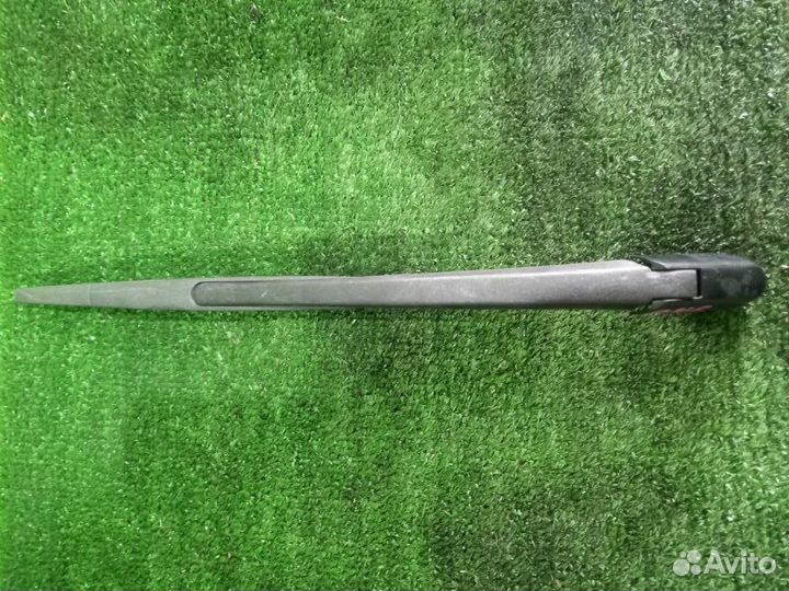 Дворник задней двери honda stream RN6 R18A 2008 Задн