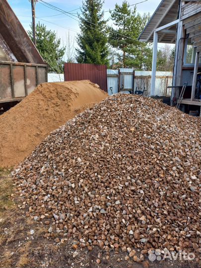 Доставка:песок,щебень,отсев,чернозём,торф,навоз