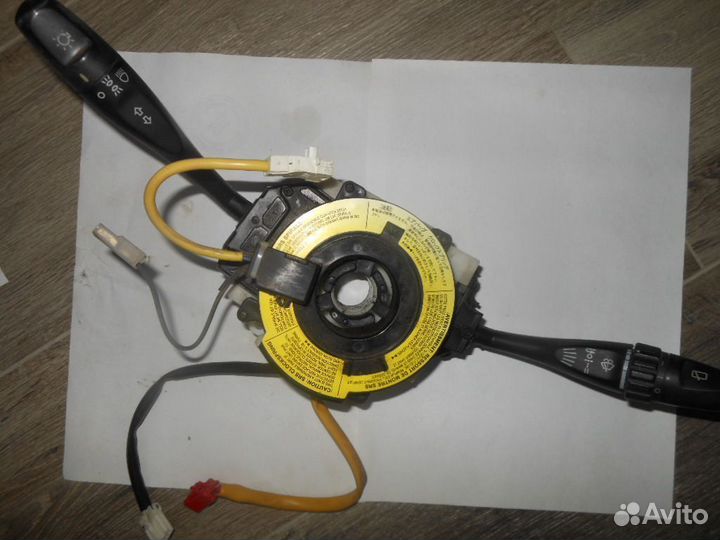 Переключатель подрулевой для Mitsubishi Carisma dа