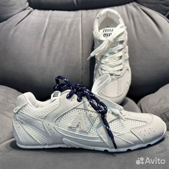 Кроссовки Miu Miu x New Balance 530