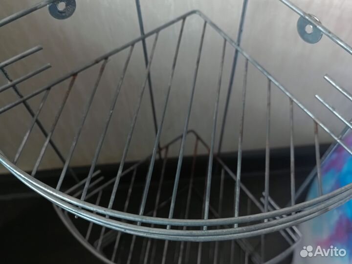 Угловая полка для ванной