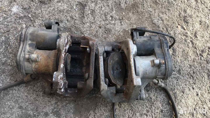 Задний тормозной суппорт бмв 5 ф10 2015г