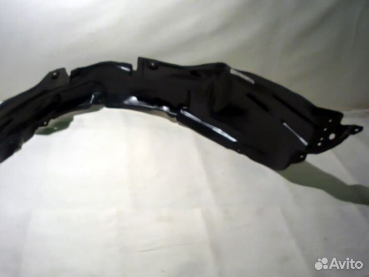 Подкрылок передний правый Тойота Рав 4 Rav4 05-13