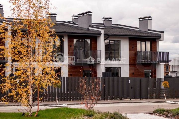 Таунхаус 96 м² на участке 1,5 сот.