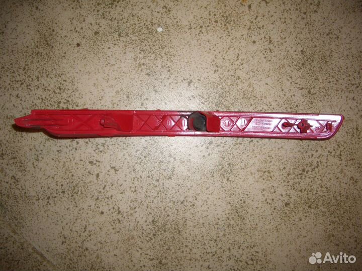 Отражатель заднего бампера Киа Рио с15-17г sdn