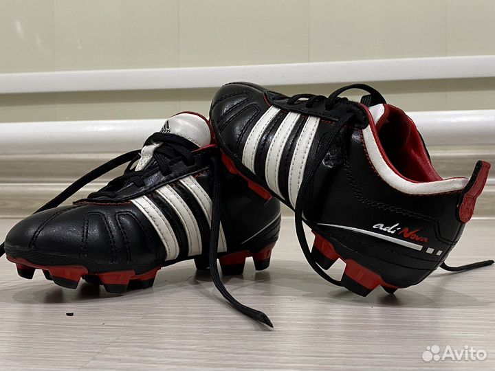 Футбольные бутсы Adidas 30